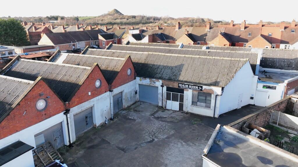 Main image of property: Aston Road, Nuneaton, Warwickshire, CV11 5EL