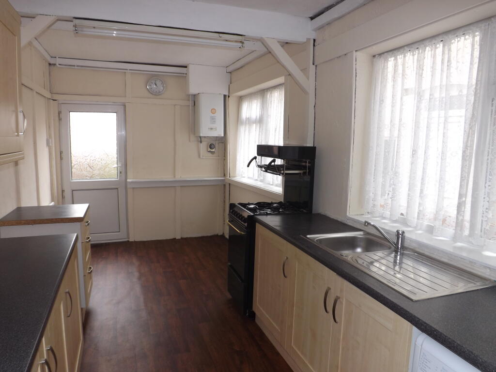 Main image of property: Redcliffe Road, Mansfield NG18