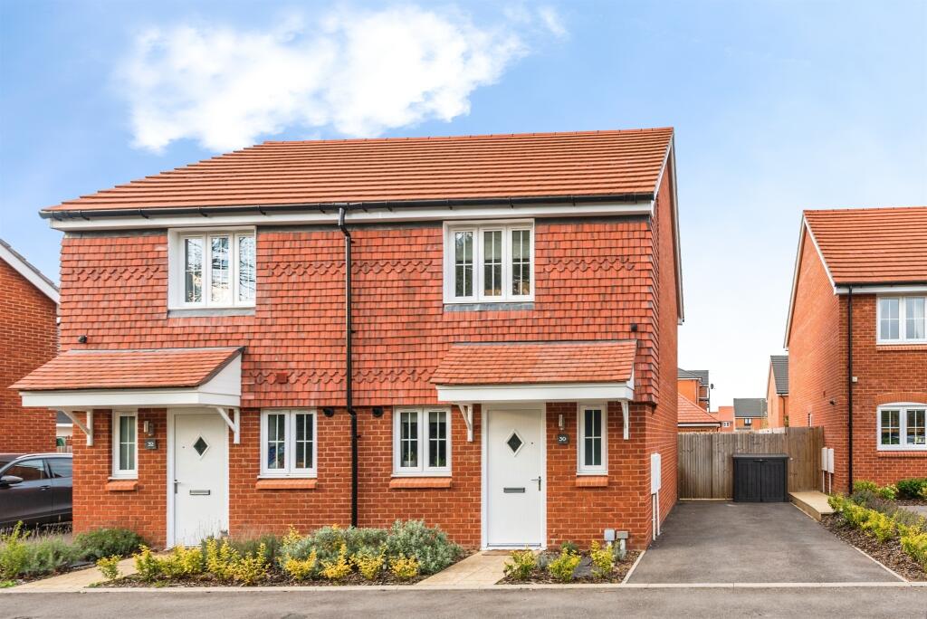 Main image of property: Welply Way, Thame