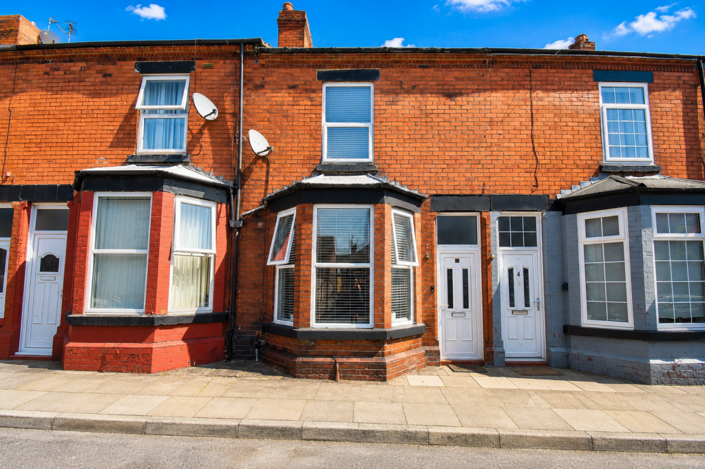 Main image of property: Park Road, Widnes WA8 6HF