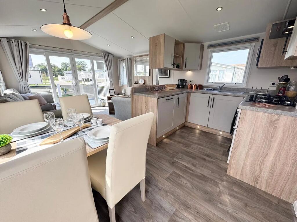 2025 Willerby Lamberhurst, Alberta Holiday Park, Faversham Road, Whitstable, Kent, CT5 4BJ - View 4
