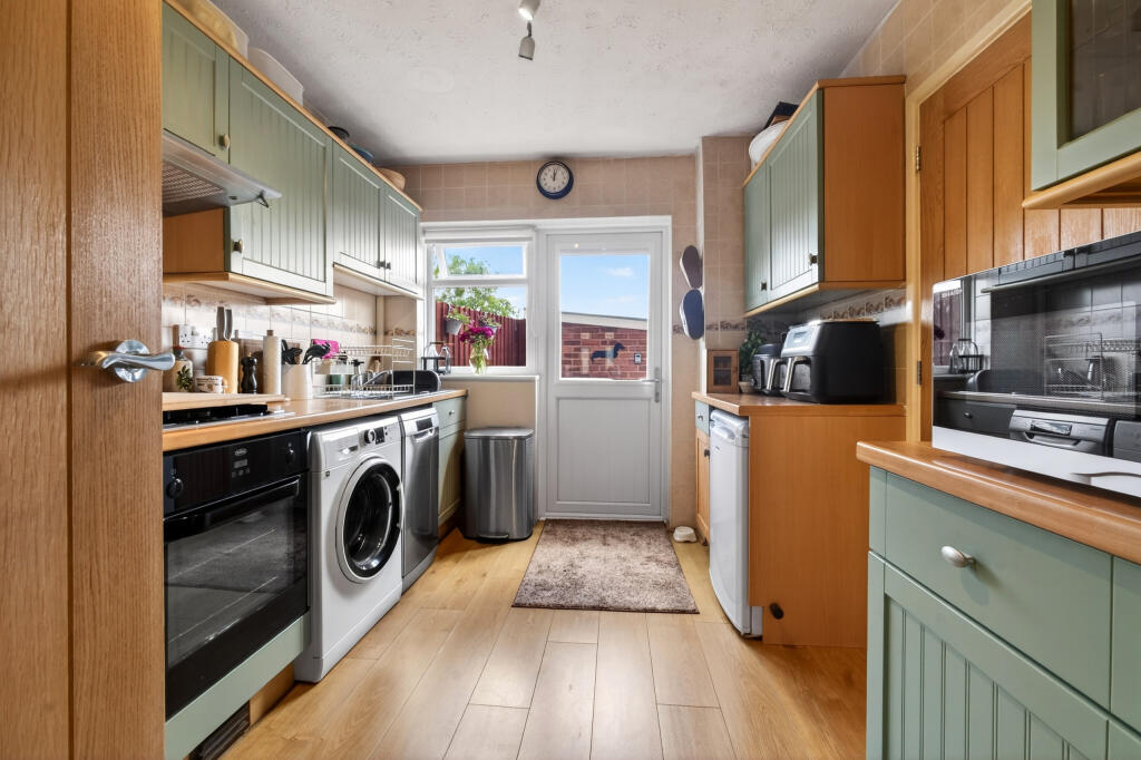 Garnstone Rise, Tupsley, Hereford, HR1 - View 5