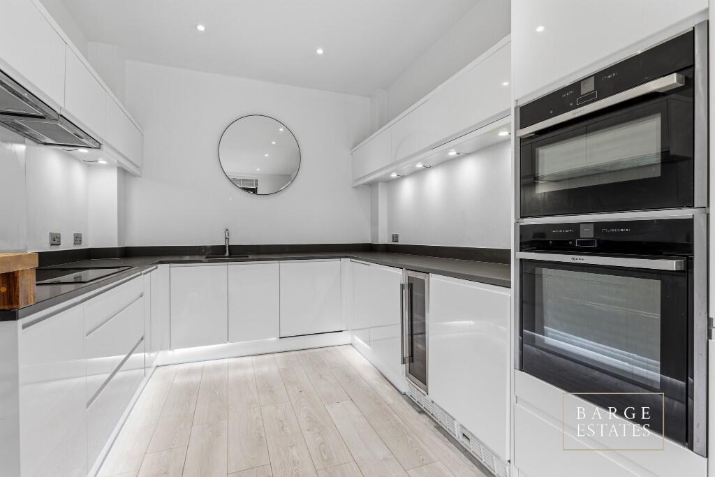 Penthouse, Britannia House, York Place, Leeds, West Yorkshire, LS1 photo 3