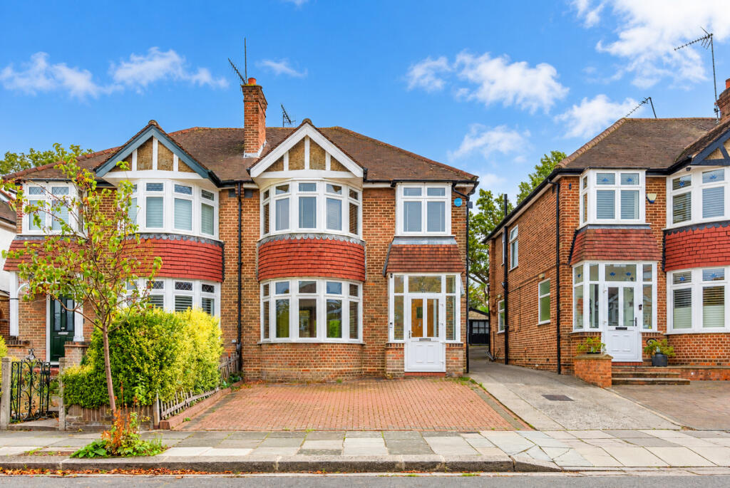 3 Bedroom Semi-Detached in W5 1JX