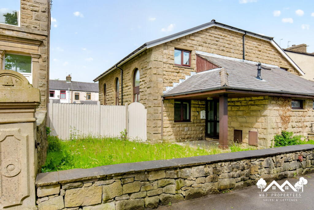 Main image of property: New Lane, Oswaldtwistle, Accrington, BB5 3QW