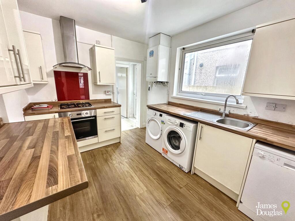 Inverness Place, Roath, Cardiff photo 4