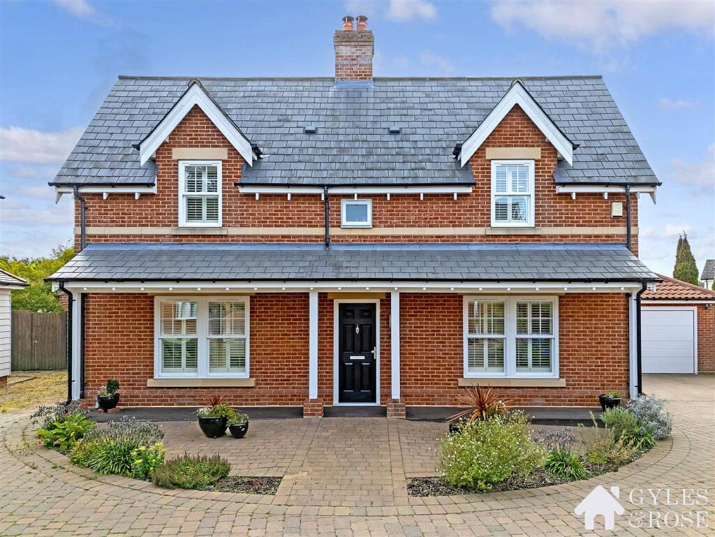 4-bed detached on West Mersea, Colchester, £550,000