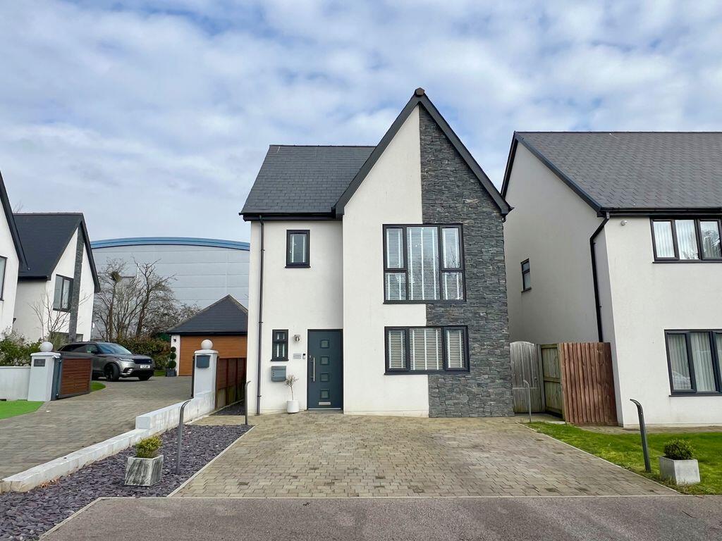 Main image of property: 5 Laurel Court, Waterton, Bridgend, CF31 3YX