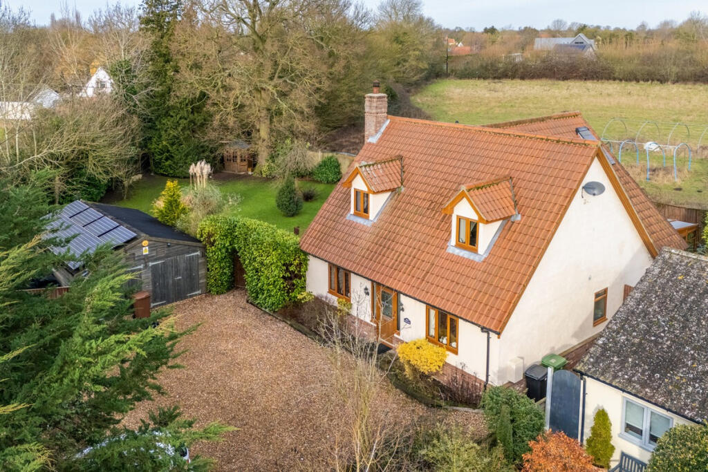 5-bed detached on Rectory Road, Diss, IP22 2, £565,000