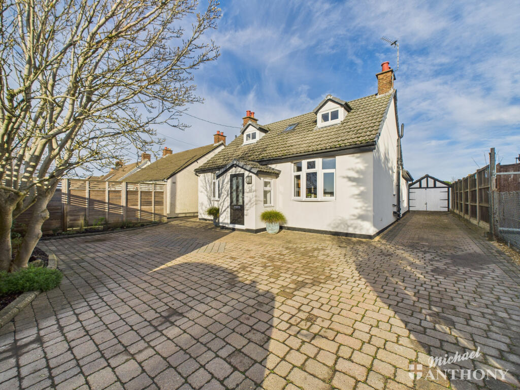 Main image of property: Wendover Road, Weston Turville, Aylesbury, Buckinghamshire