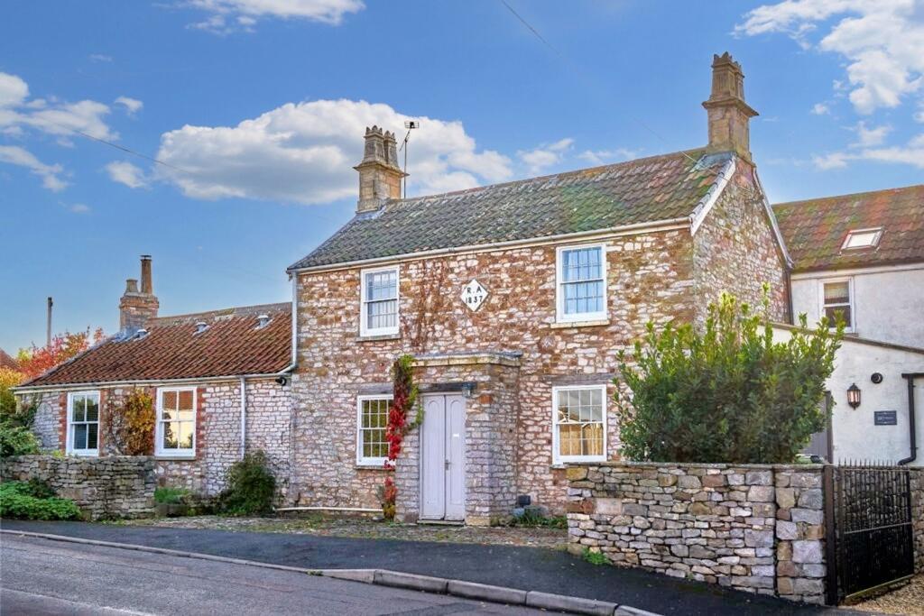 4-bed house on 22 The Square, Alveston, BS35, £640,000