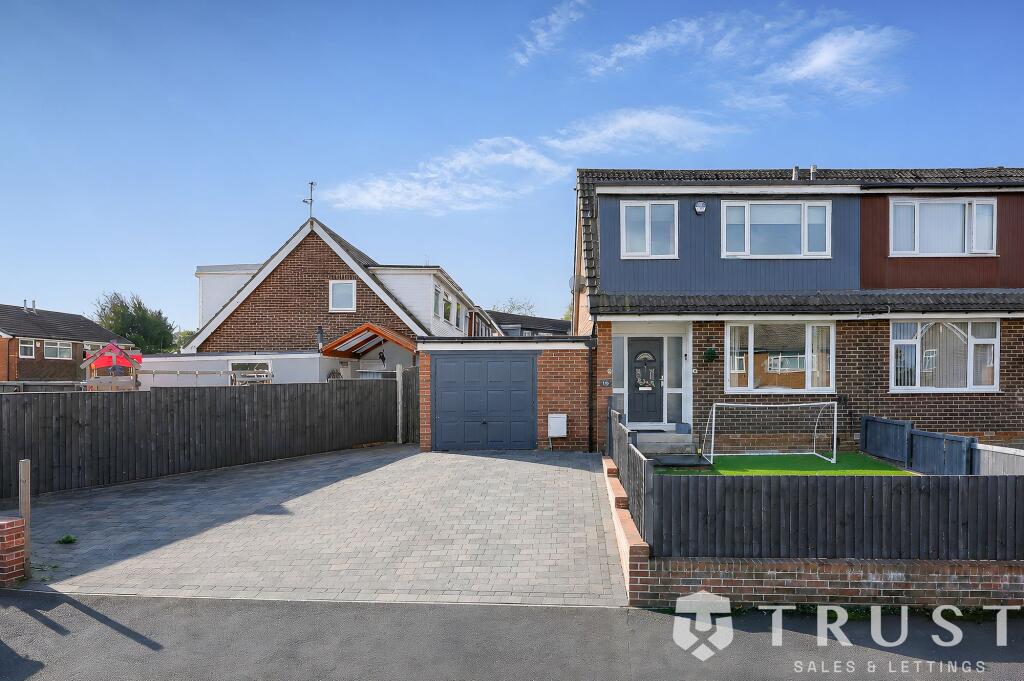 Main image of property: Norristhorpe Avenue, Liversedge, WF15