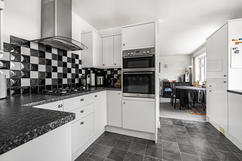 Additional image 4 of Roundabout Lane, Welwyn, Welwyn, AL6