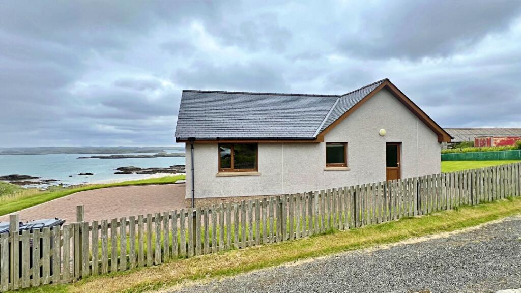 House in Bhaltos, Eilean Siar - View 5