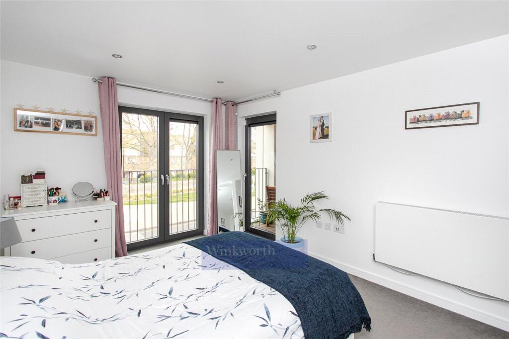 Apartment in London - View 5