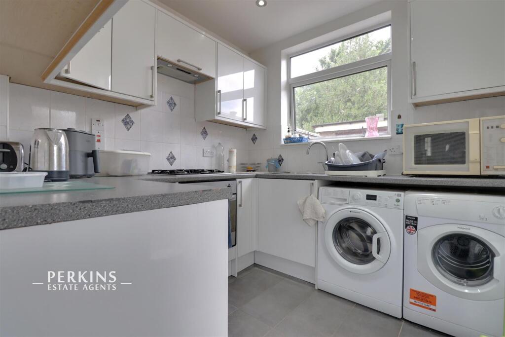House in Harrow - View 2