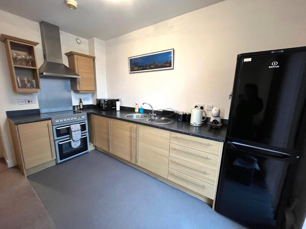 Apartment in Manchester - View 4