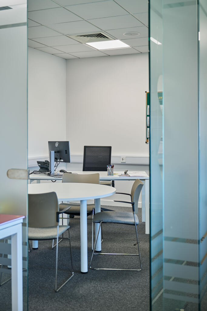 Int. meeting room