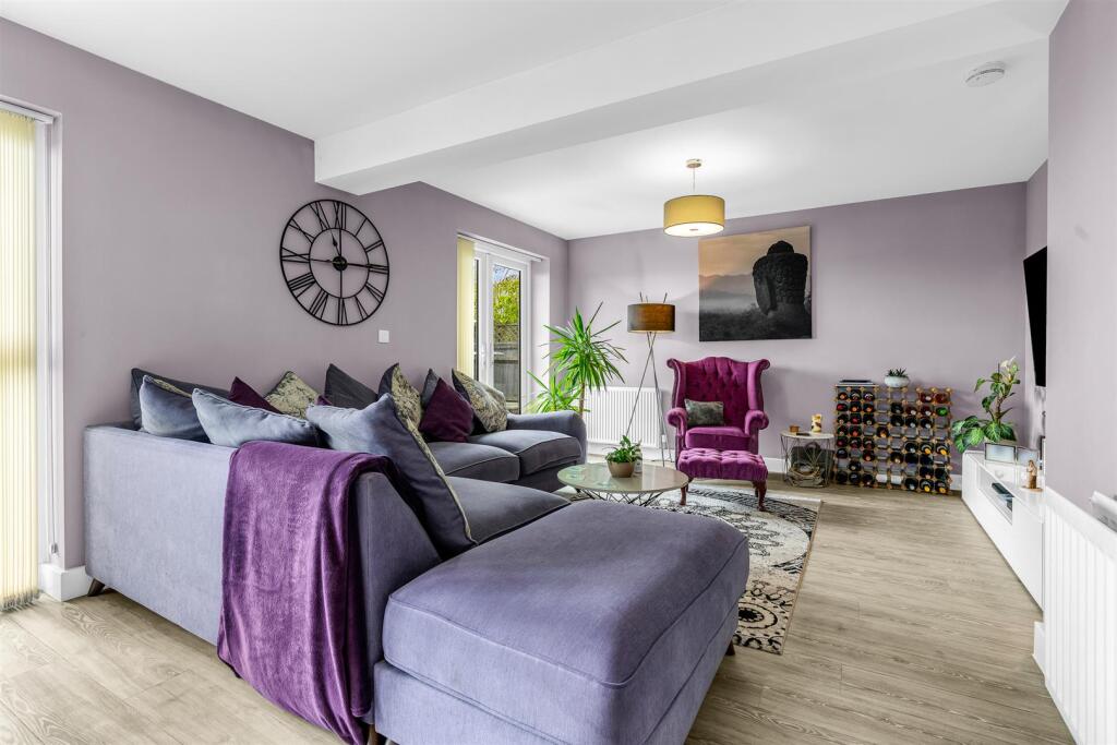 Additional image 10 of Appletree Way, Welwyn Garden City