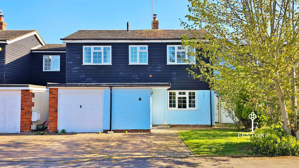 4-bed detached on Oak Close, Thorpe-Le-Soken, £375,000