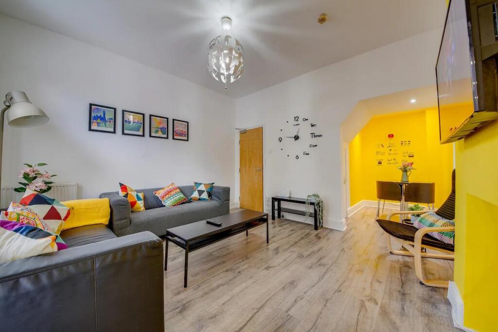 Main image of property: 196 Broomhall Street (5), Sheffield