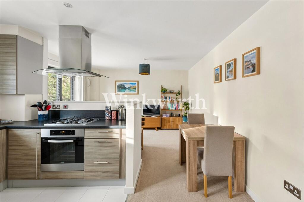 Apartment in London, Hornsey - View 5