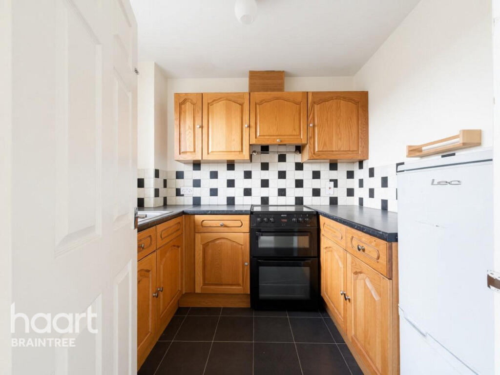 Apartment in Braintree, The Fairveiw - View 3