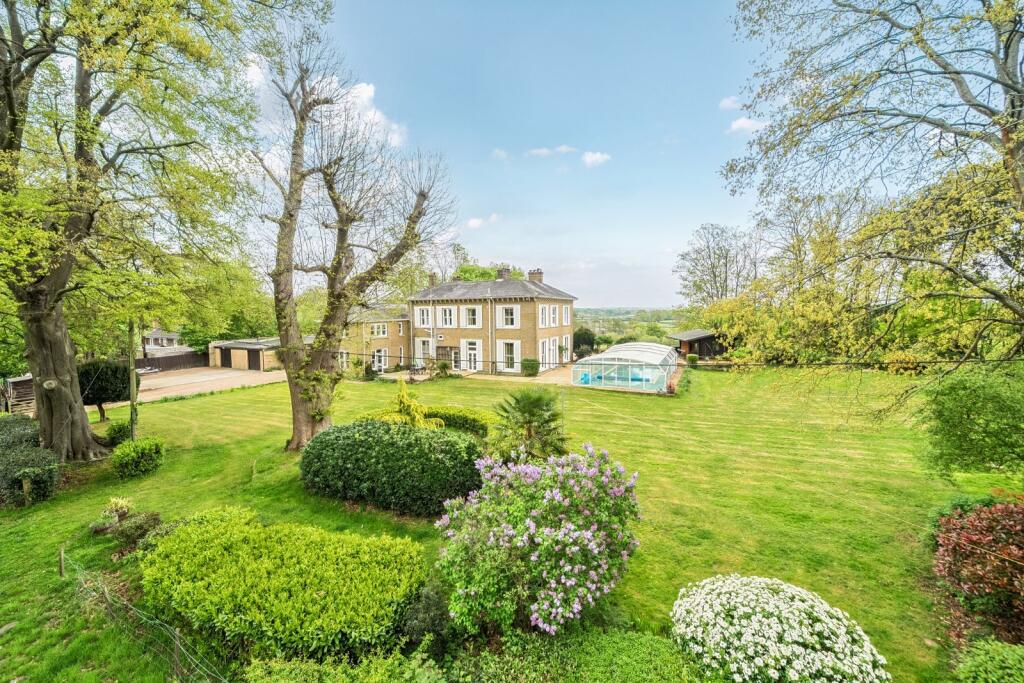 Main image of property: Quob Lane, West End, Southampton, Hampshire, SO30