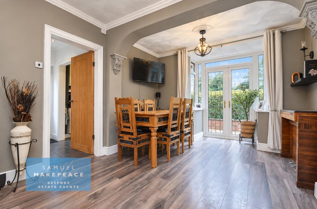 House in Stoke-on-Trent - More
