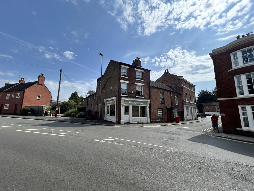 Main image of property: 3 Lower Church Street, Ashby-de-La-Zouch, Leicestershire, LE65 1AB