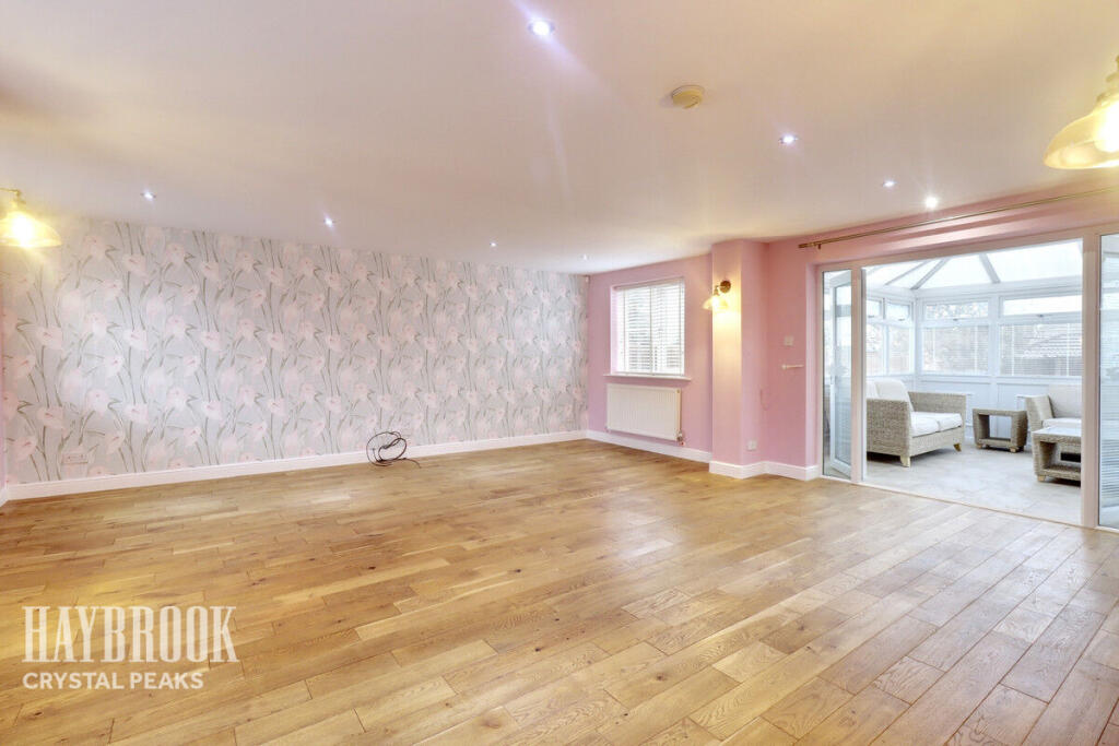 House in North East Derbyshire, Killamarsh - View 2
