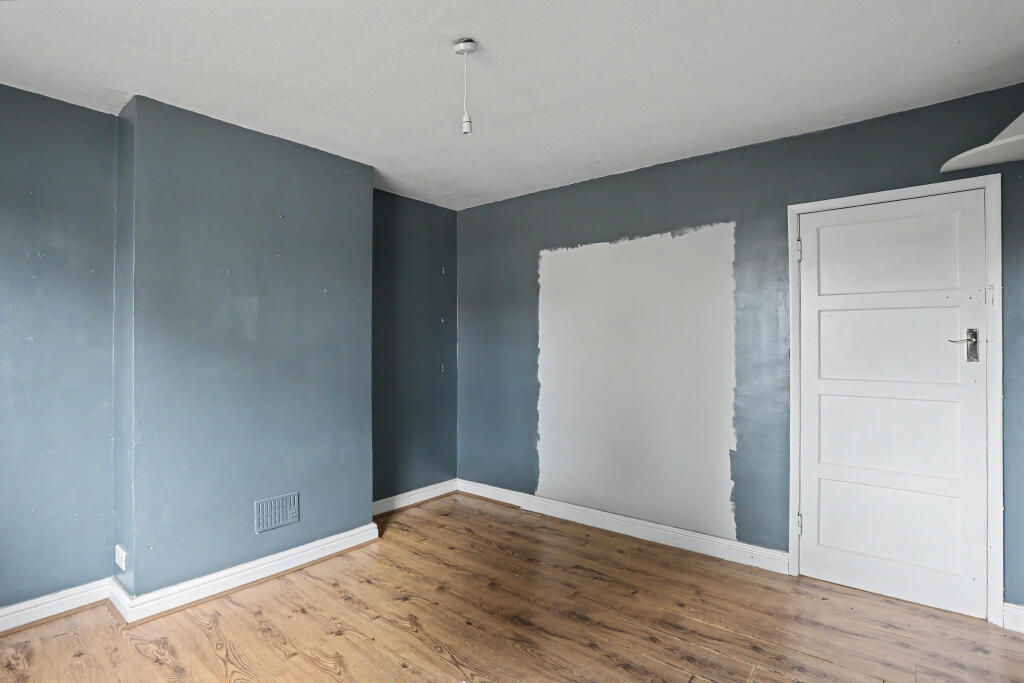 House in Darlington - More