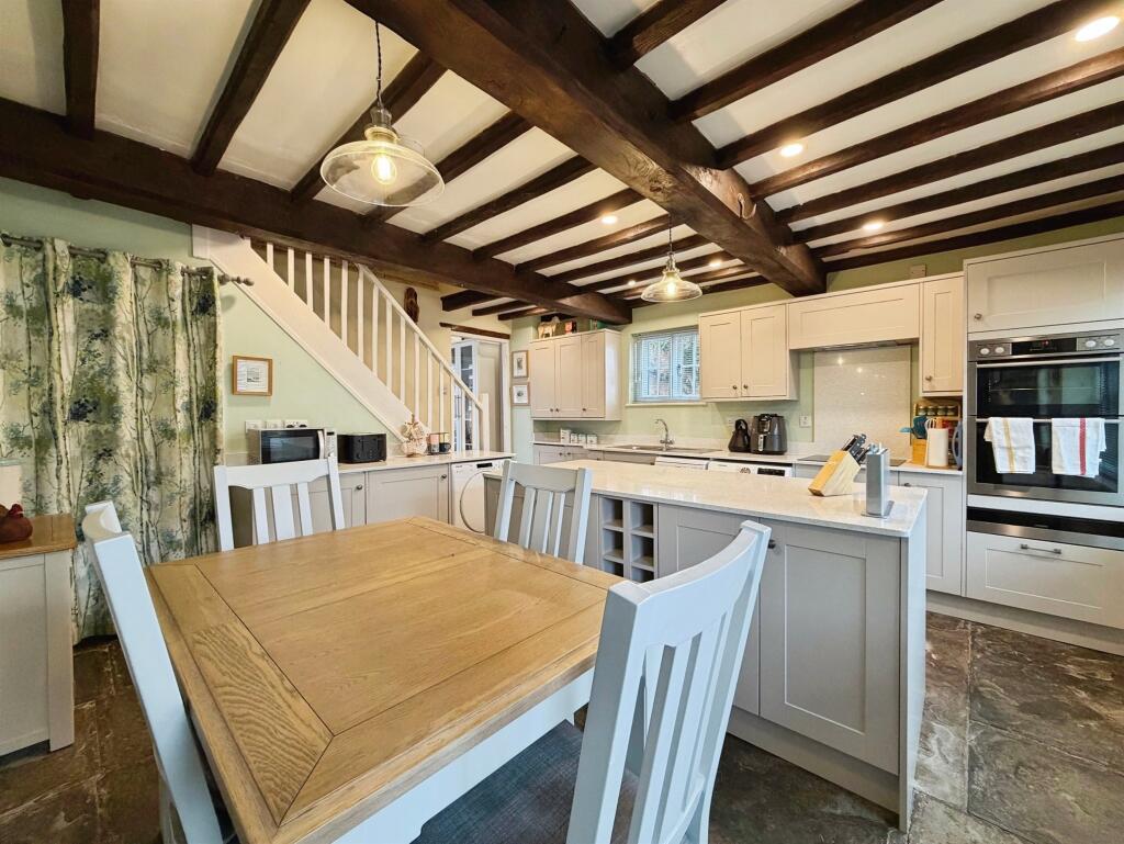 House in Stratford-on-Avon, Halford - View 2