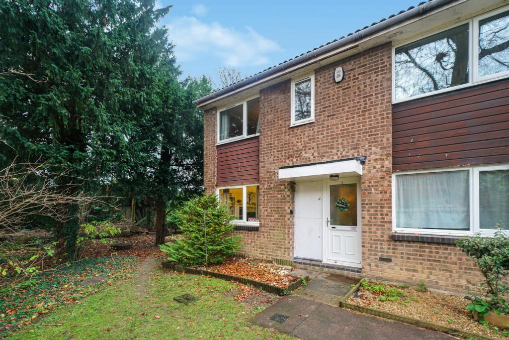Main image of property: Ladygrove, Croydon, Pixton Way, CR0