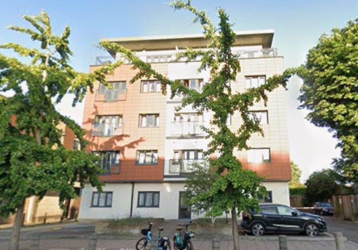 Main image of property: Flat 24 341A, London Road, Mitcham, Merton, CR4 4BE