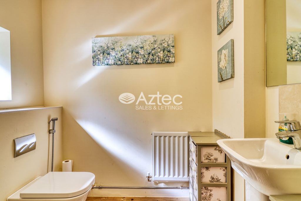 House in Milton Keynes, Middleton / Milton Keynes Village, Broughton and Milton Keynes - More