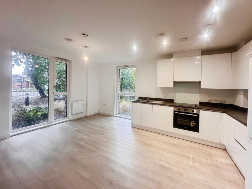 Apartment in Birmingham, West Midlands - View 4