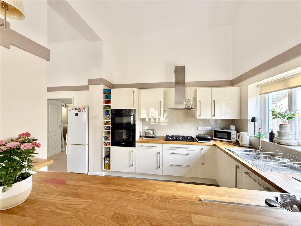 The Meadway, Highcliffe On Sea - View 5