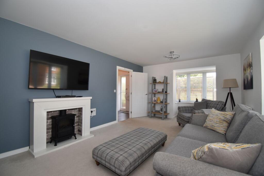 House in Maidstone, Harrietsham - View 3