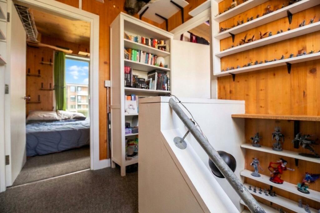 Apartment in Bristol - More