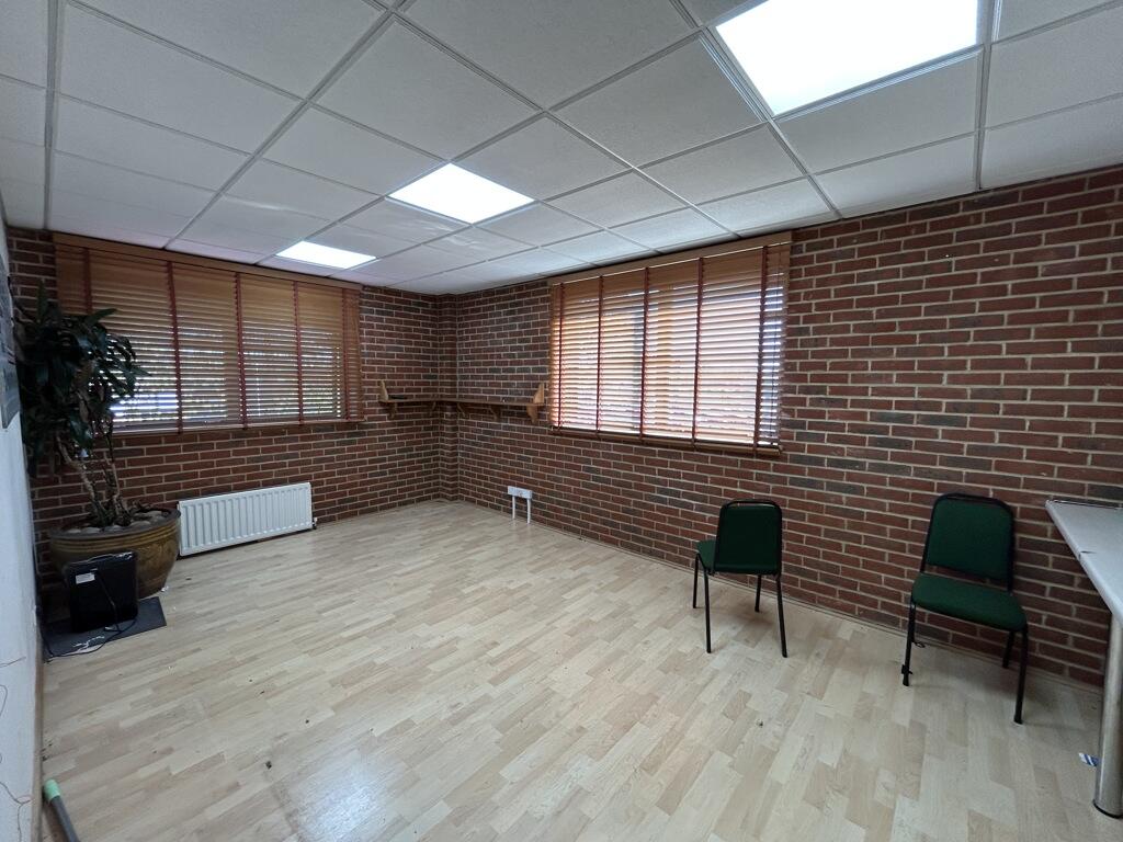 Photo 21