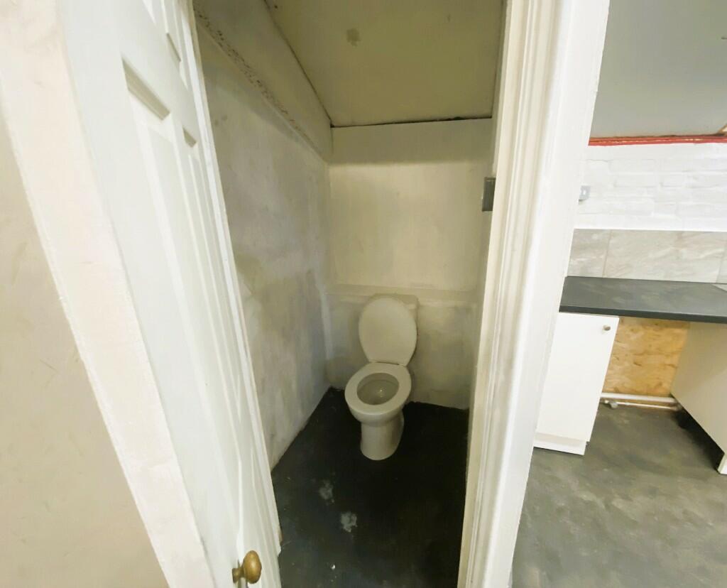 Unit 14 WC