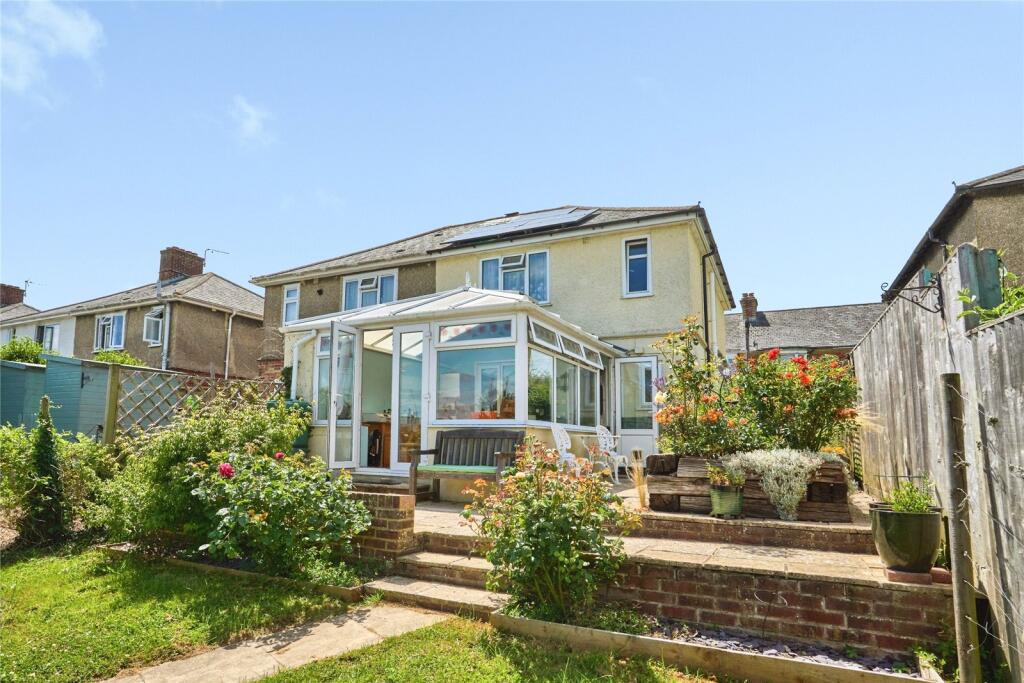 House in Newport, Hunny Hill - View 2