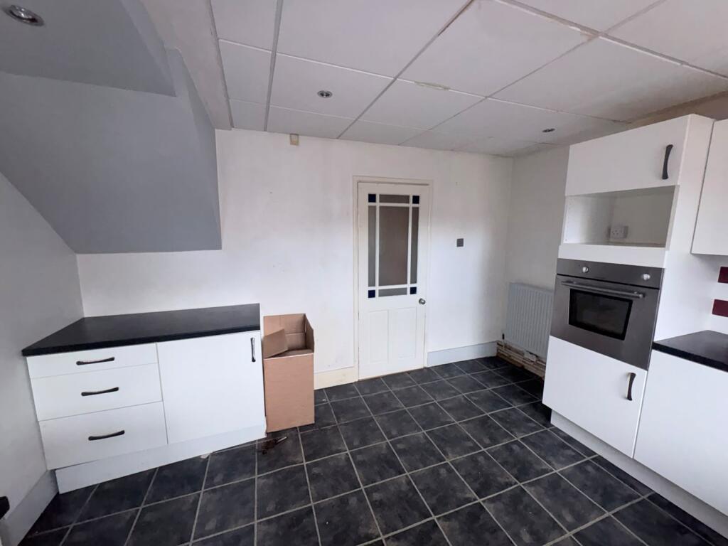 House in Sheffield - View 4