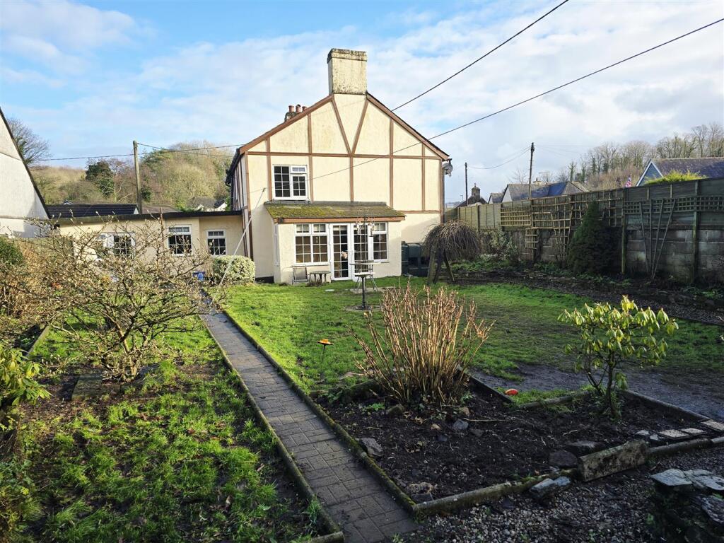 Main image of property: Tinhay, Lifton