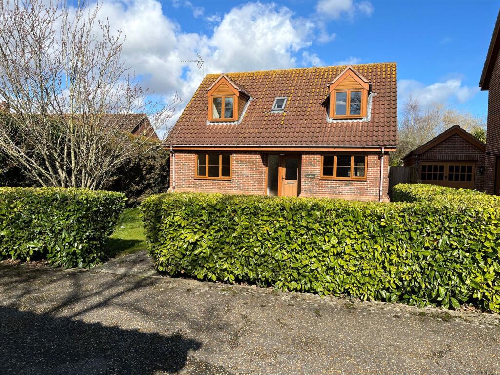 Main image of property: The Hedgerows, Lound Road, Blundeston, Lowestoft, NR32