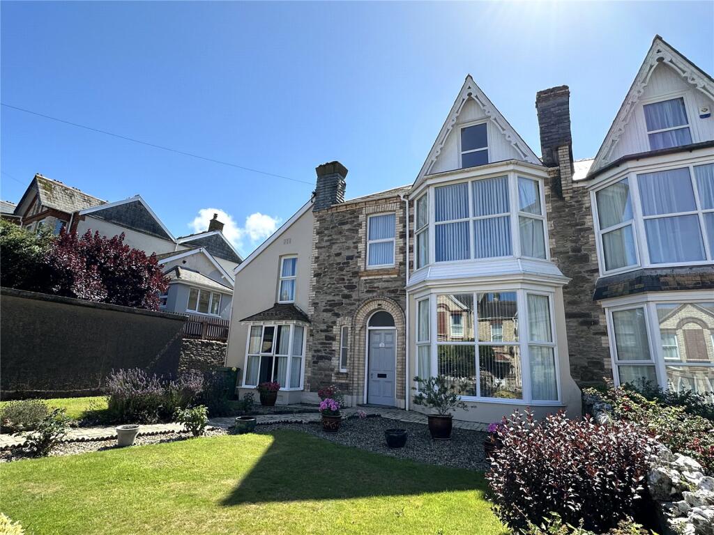 Broad Park Avenue, Ilfracombe, EX34 photo 4