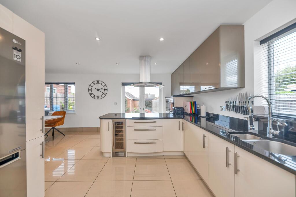New Road, Bromham, MK43 photo 4
