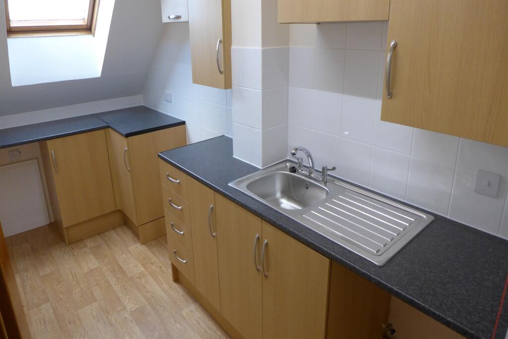 Apartment in Arun, East Preston - View 5
