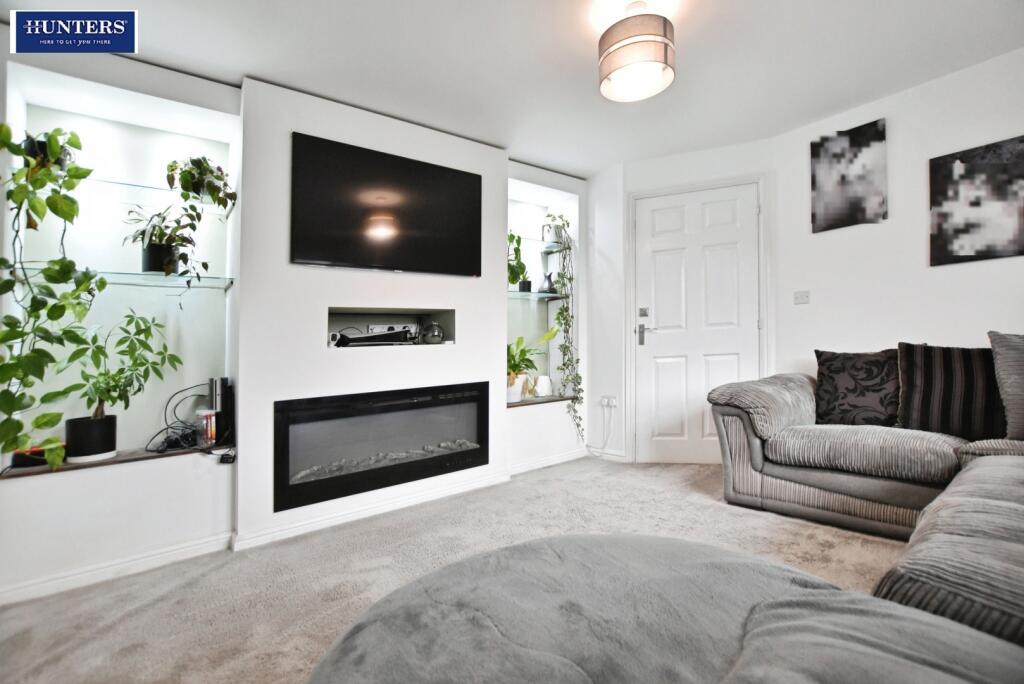 House in Doncaster, North Lincolnshire - View 5